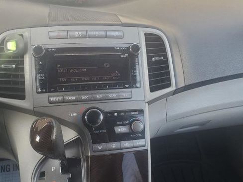 Used 2012 Toyota Venza LE image 29