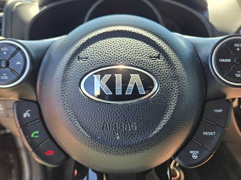 Used 2016 Kia Soul + w/ Audio Package FWD image 20