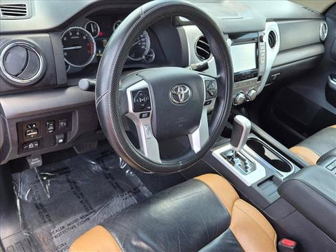 Used 2016 Toyota Tundra SR5 w/ SR5 Upgrade Package RWD image 9