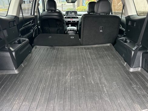 Used 2021 Kia Telluride LX FWD image 13