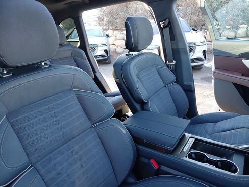 New 2026 Lincoln Nautilus Black Label w/ Jet Appearance Package image 34