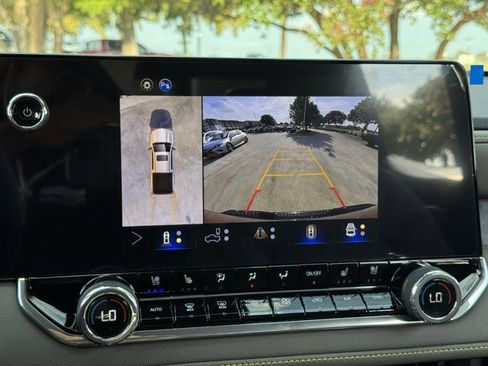 New 2026 Chevrolet Colorado ZR2 w/ Technology Package image 14