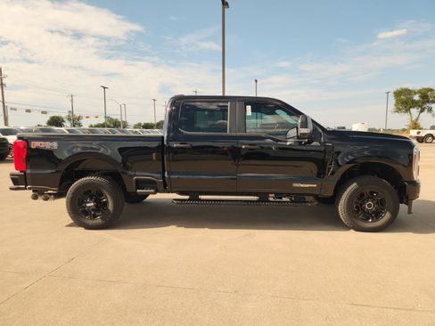 New 2026 Ford F250 XL w/ STX Appearance Package AWD/4WD image 7
