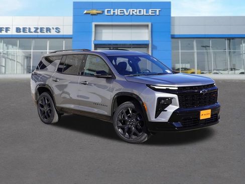 New 2026 Chevrolet Traverse RS w/ LPO, Floor Liner Package AWD/4WD image 1