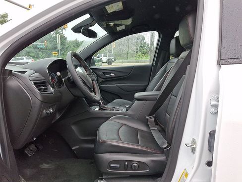 Certified 2024 Chevrolet Equinox RS w/ RS Leather Package AWD/4WD image 11