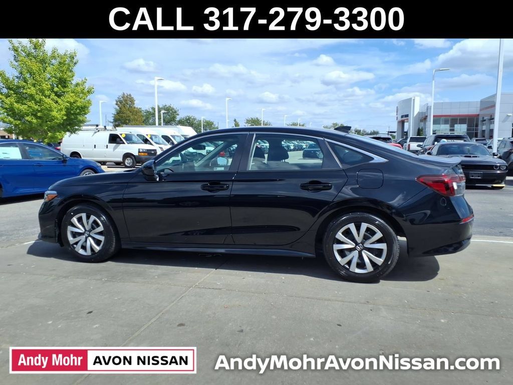 Used 2025 Honda Civic LX image 5
