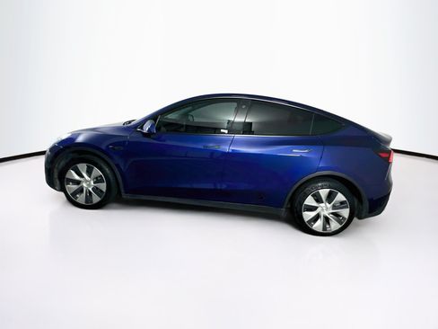 Used 2021 Tesla Model Y Long Range AWD/4WD image 4