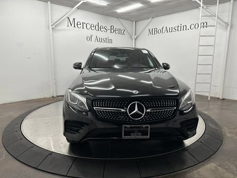Used 2019 Mercedes-Benz GLC 300 4MATIC Coupe image 2