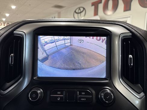 Used 2021 Chevrolet Silverado 1500 RST RWD image 18
