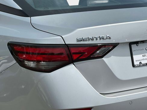 Used 2022 Nissan Sentra SV w/ All-Weather Package FWD image 8