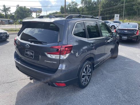 Used 2020 Subaru Forester Limited AWD/4WD image 6