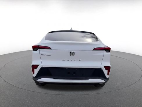 Used 2025 Buick Envista Preferred image 12