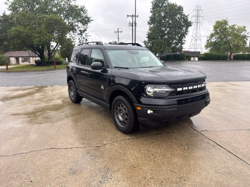 Used 2024 Ford Bronco Sport Outer Banks AWD/4WD image 7