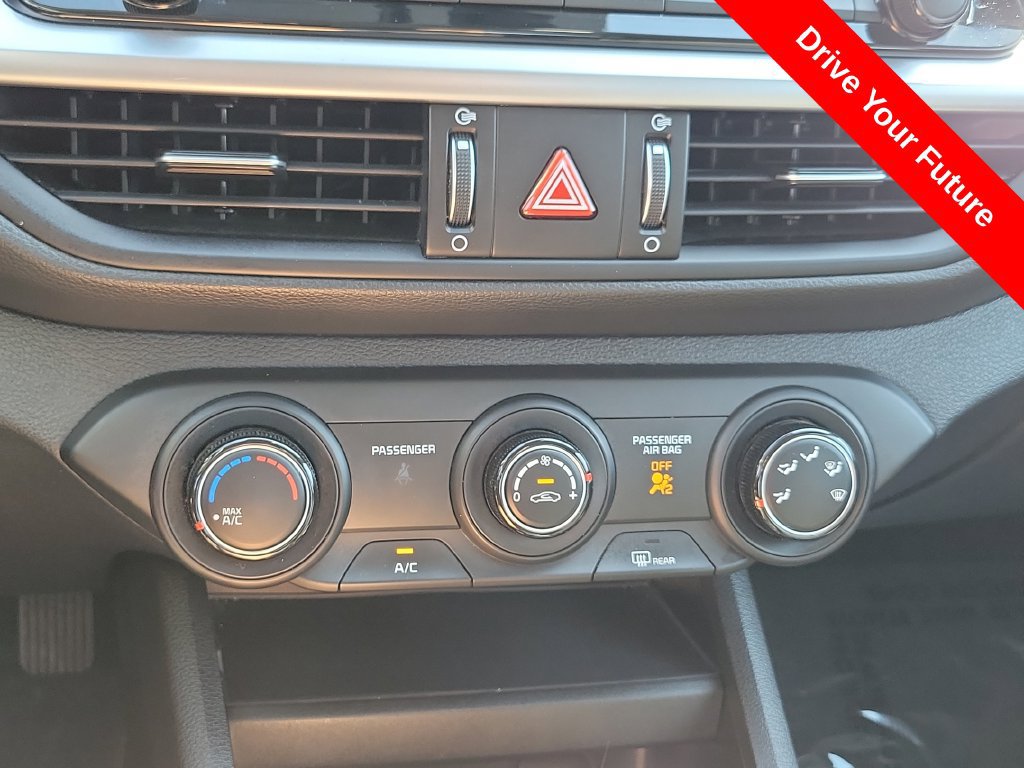 Used 2024 Kia Forte LXS FWD image 11