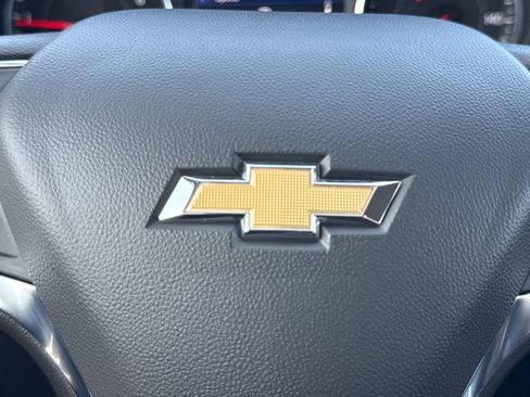 Used 2024 Chevrolet Equinox LT w/ Driver Convenience Package AWD/4WD image 29