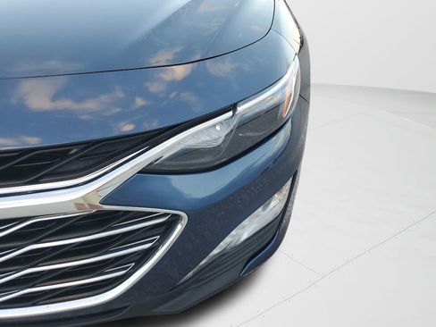 Used 2019 Chevrolet Malibu LT w/ Driver Confidence Package II image 17