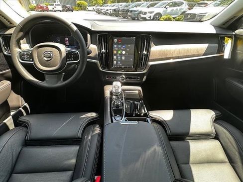 New 2024 Volvo S90 T8 Ultimate w/ Lounge Package image 6
