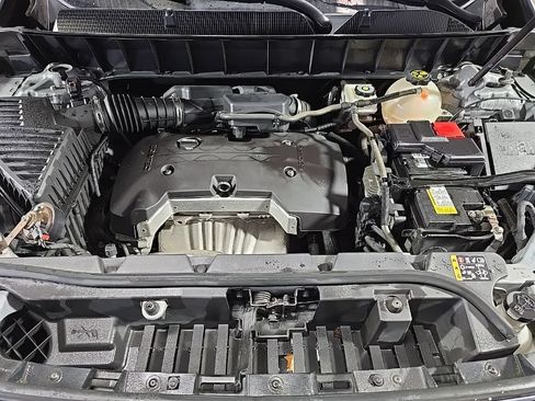 Used 2018 GMC Acadia SLE FWD image 11