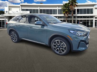New 2025 BMW X2 xDrive28i w/ Convenience Package