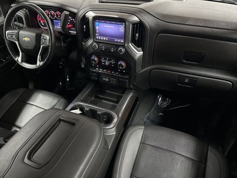 Used 2022 Chevrolet Silverado 1500 RST AWD/4WD image 12