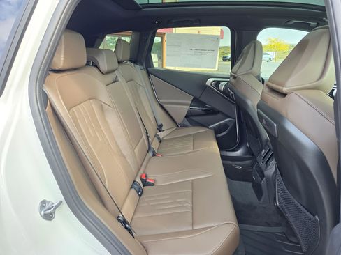 New 2026 BMW X3 xDrive30 w/ Premium Package AWD/4WD image 14