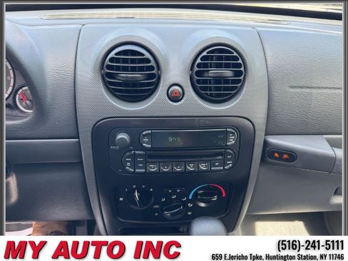 Used 2006 Jeep Liberty Sport w/ Off Road Group AWD/4WD image 16
