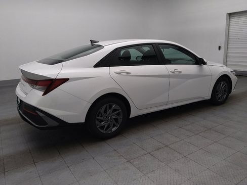 Used 2024 Hyundai Elantra SEL FWD image 10