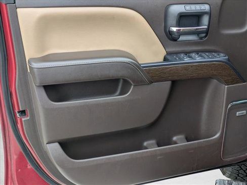 Used 2018 GMC Sierra 1500 Denali w/ Denali Ultimate Package image 9