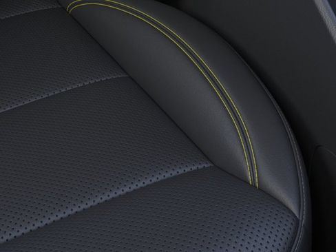 New 2026 Chevrolet Trax ACTIV w/ Sunroof Package FWD image 21