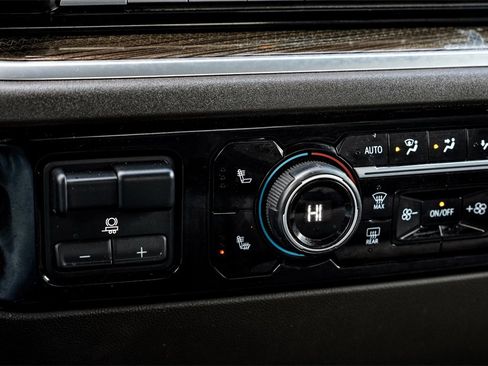 Used 2022 Chevrolet Silverado 1500 LT w/ Max Trailering Package image 20