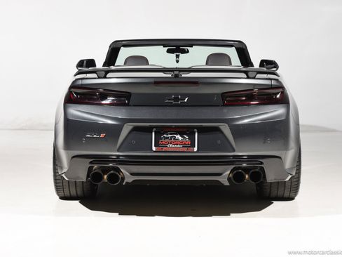 Used 2017 Chevrolet Camaro ZL1 RWD image 7