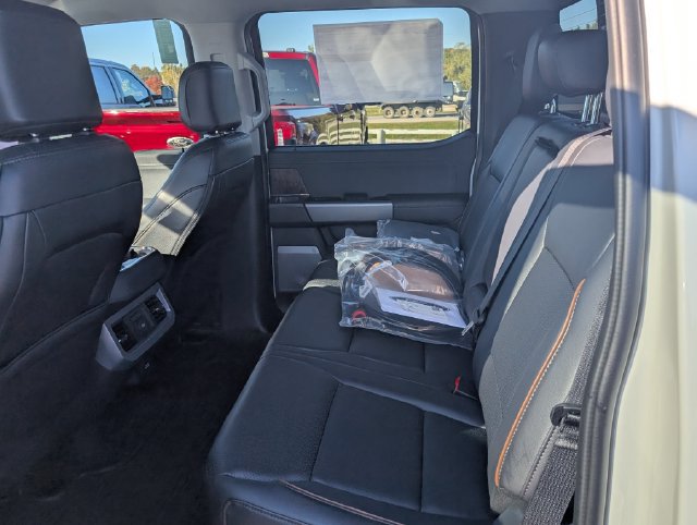 New 2027 Ford F350 Lariat w/ Lariat Premium Package AWD/4WD image 9