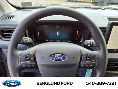 New 2025 Ford Maverick XL image 11