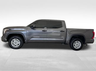 Used 2023 Toyota Tundra SR5 w/ SR5 Convenience Package AWD/4WD video 2