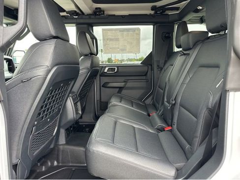 New 2026 Ford Bronco Badlands AWD/4WD image 18