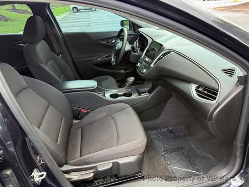 Used 2023 Chevrolet Malibu LS FWD image 10