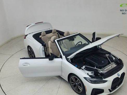 Used 2024 BMW M440i Convertible w/ Premium Package RWD image 87