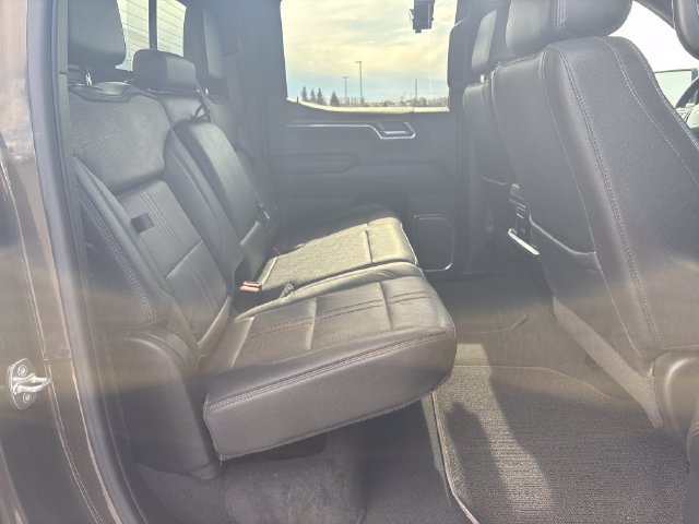 Certified 2023 Chevrolet Silverado 1500 High Country w/ Technology Package AWD/4WD image 24