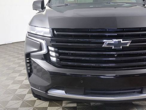 Used 2024 Chevrolet Suburban High Country w/ Advanced Technology Package AWD/4WD image 18