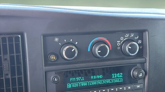 Used 2025 Chevrolet Express 2500 w/ Driver Convenience Package RWD image 30