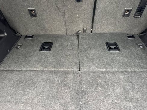 Used 2019 Toyota 4Runner Limited image 15