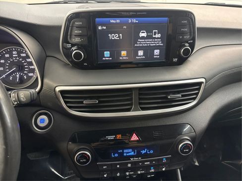 Used 2019 Hyundai Tucson Limited AWD/4WD image 17