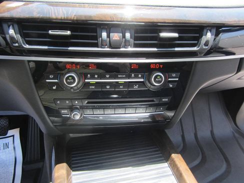 Used 2018 BMW X5 xDrive35i AWD/4WD image 30