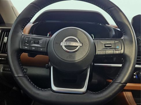Used 2025 Nissan Pathfinder Platinum w/ Cargo Package FWD image 18