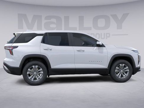 New 2026 Chevrolet Equinox LT w/ Safety and Technology Package FWD image 6