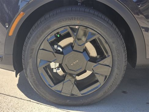 New 2026 Kia Sportage X-Line w/ X-Line Technology Package image 8