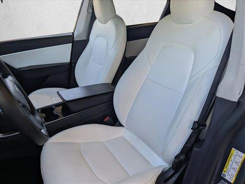 Used 2020 Tesla Model Y Performance AWD/4WD image 17