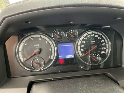 Used 2010 Dodge Ram 1500 Truck Laramie AWD/4WD image 10
