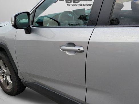 Used 2024 Toyota RAV4 XLE image 28