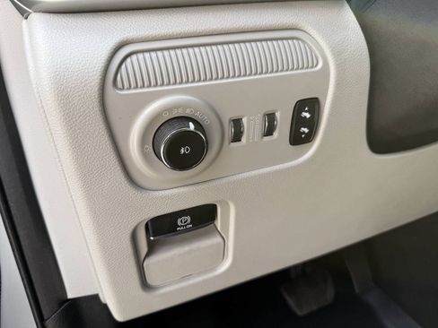 Used 2022 Jeep Wagoneer Series II AWD/4WD image 12